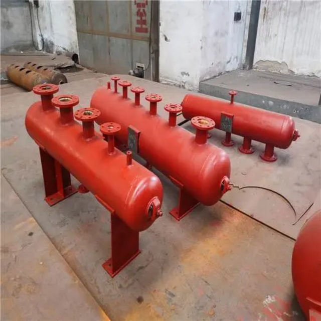 武陵分集水器安装高度